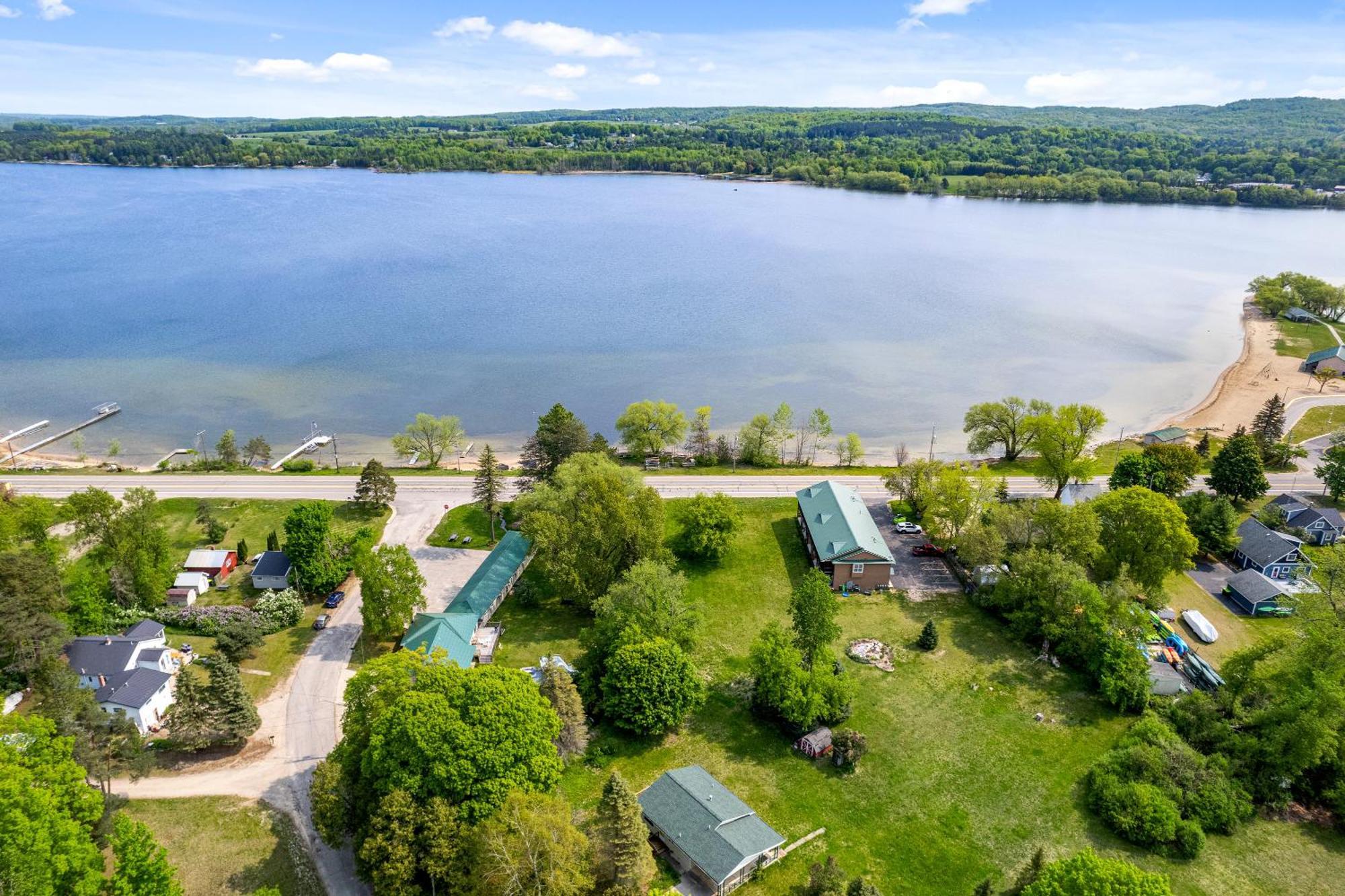 Мотель South Arm Retreats Іст-Джордан Екстер'єр фото